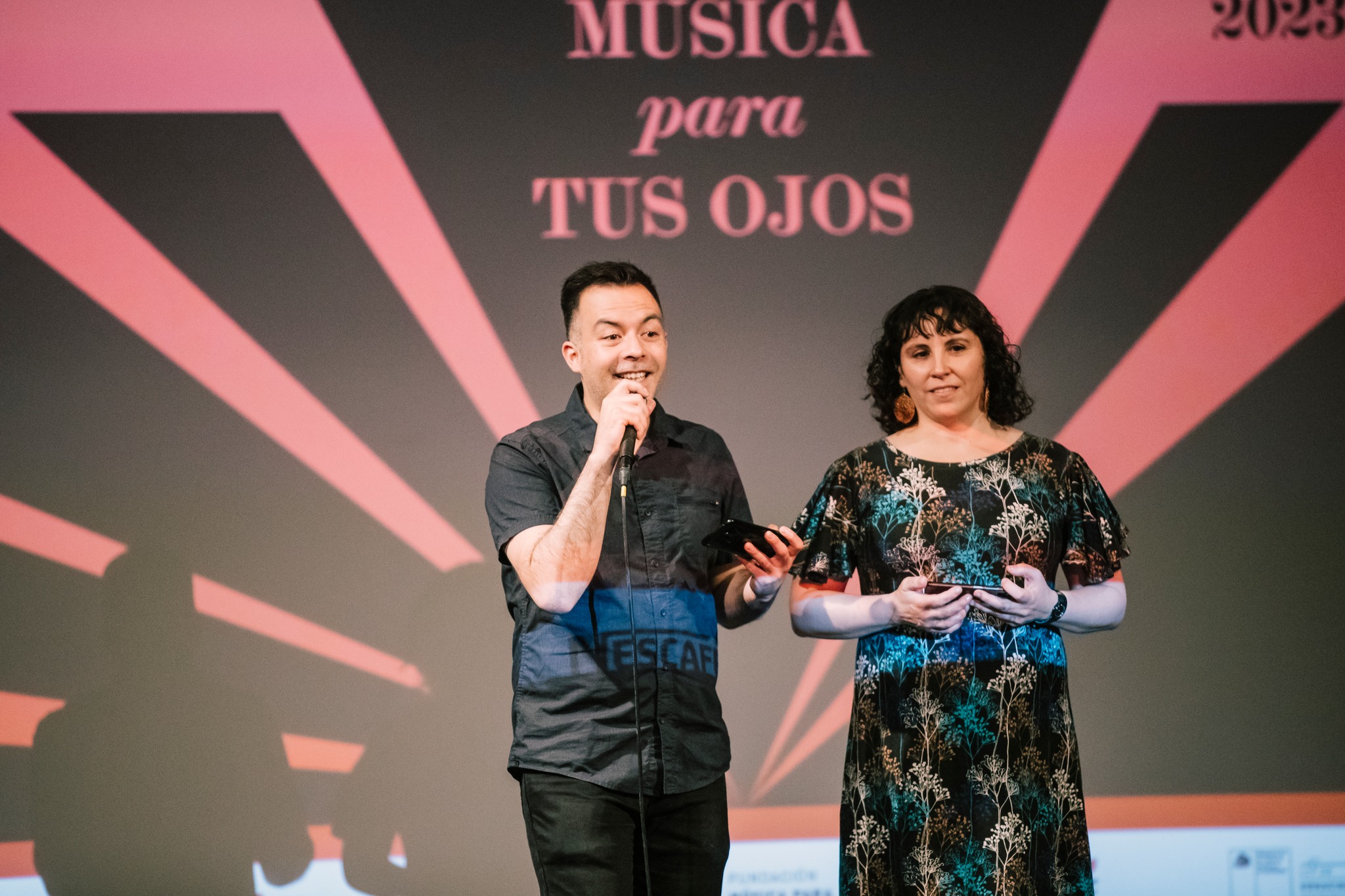 Documental Himno: Exhibiciones y reconocimiento