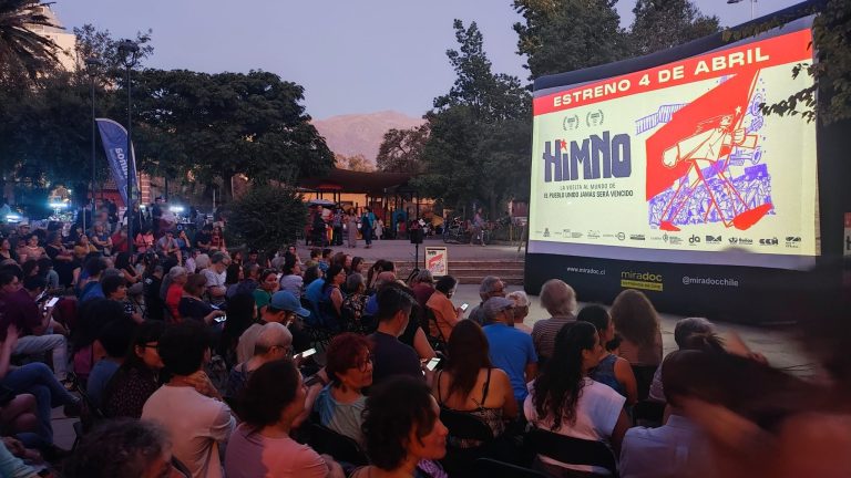 First screenings of the documentary "Himno"